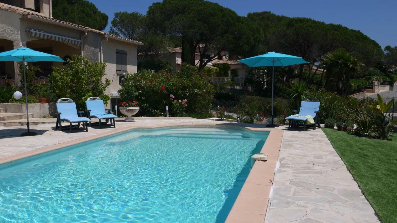 Grand Appartement Dans Maison Avec Piscine Privee Fréjus Buitenkant foto
